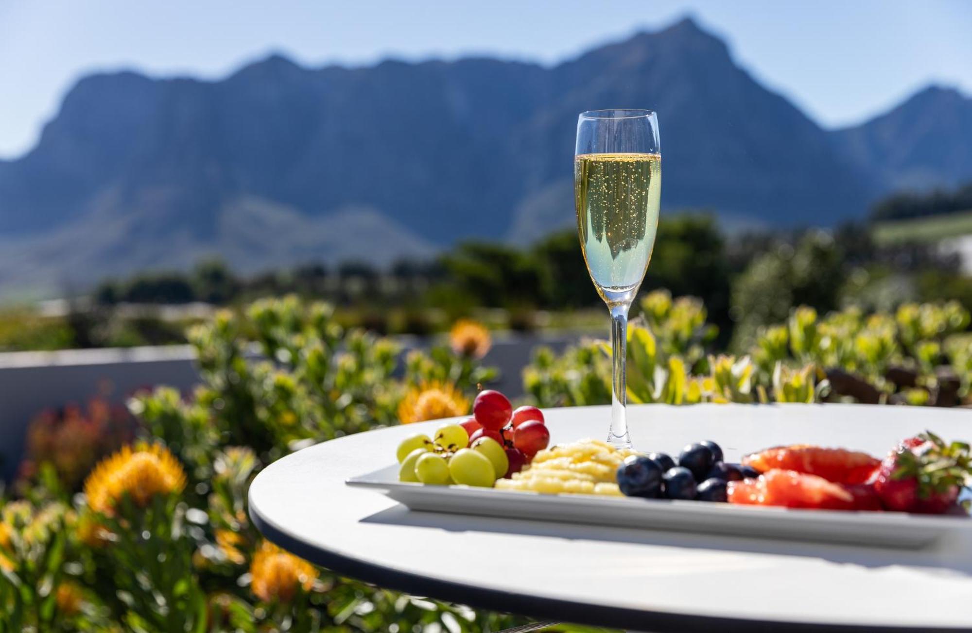 Clouds Estate Hotel Stellenbosch Ngoại thất bức ảnh
